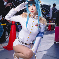 ヘルム『勝利の女神:NIKKE』/Hattie(X:@hattie_cos)、撮影:山颪ヒア(X:@fotomachen)