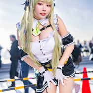 ソーダ『勝利の女神:NIKKE』/りなしぃ(X:@rinyanpassan)、撮影:乃木章(X:@Osefly)