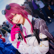 カフカ『崩壊:スターレイル』／五色もか（@moka_4416）