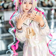 超天ちゃん『NEEDY GIRL OVERDOSE』／maki（Instagram：makiin_cos）