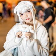 シナモン（擬人化）／ZHENG LING（Instagram：ling.ringg）