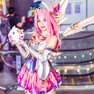 カイ＝サ『League of Legends』／阿彤muaji（Instagram：muaji_jt）