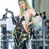 メビウス『崩壊3rd』／Caren（Instagram：caren_2611）