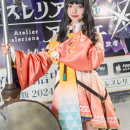 イザナ『レスレリアーナのアトリエ』／はたのゆう(亜種)（X：@__htny__）