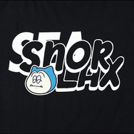 「カビゴン」のクッションやヘアバンドが可愛い！アーティスト・CHRIS氏による限定グッズが公開