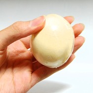 入浴剤からミニフィギュアが顔を出す「スーパーマリオ お風呂でポン! PART1」・・・週刊マリオグッズコレクション第76回