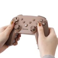 3COINSの人気ワイヤレスゲームコントローラーが再入荷！ お値段2,750円で無線&有線プレイ、ジャイロ操作、連射機能もサポート