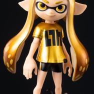 匿名配送 2冊同梱 スプラトゥーン３　金のギアコレクション　イカすファンブック３ スプラトゥーン3』ファンブック最新弾「イカすファンブック3」が