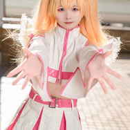 リリエル「2.5次元の誘惑」/胡桃沢あすな(@asuna_cos)