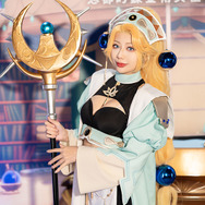 マリー『レスレリアーナのアトリエ～忘れられた錬金術と極夜の解放者～』／Bella（Instagram：beeee_la）