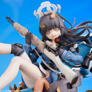 ゴミ箱からスラリと伸びる白タイツ…『ブルアカ』ミユが、EXスキルを再現したかわいいフィギュアに！予約締切迫る