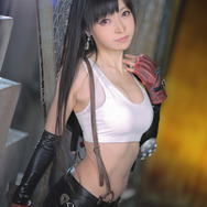 ティファ／ゆーろん（X：@mayu_ronne）、撮影：つぶこし杏（X：@tsubukoshian1）