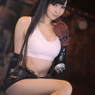 ティファ／ゆーろん（X：@mayu_ronne）、撮影：つぶこし杏（X：@tsubukoshian1）