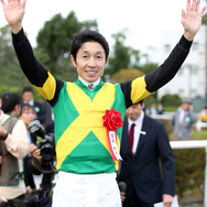 『ウマ娘』スペとカフェの勝負服をデザインしたボスジャンが当たる！世界に僅か10着しかない“激レア”キャンペーンがスタート