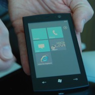 【GDC2010】ゲーム機としての力量はいかほど? 「Windows Phone 7 Series」をデモでチェック