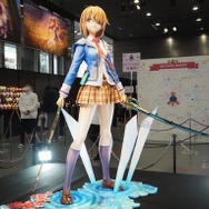 2周年も熱量たっぷり！公式レイヤーによる「31A」コスプレが凄かった「ヘブンバーンズレッド2nd Anniversary Party!」現地レポート