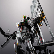 解体匠機RX-93νガンダムフィン・ファンネル装備 解体匠機 RX-93 νガンダム フィン・ファンネル装備」がプレバン