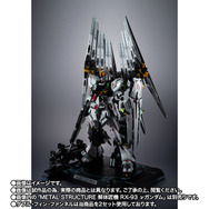 お値段、約14万円の圧倒的存在感！解体匠機「RX-93 νガンダム