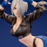 グラマラスな体格でジャケットがパツパツ…！『KOF』シリーズより「アンヘル」が“あの勝利ポーズ”で立体化