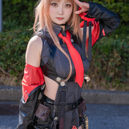 ラピ「勝利の女神:NIKKE』／七語つきみ（@shichigo7）