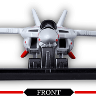 「超時空要塞マクロス」より、一条輝らが搭乗する「バルキリー」がトミカに！アニメOP映像の格納庫をイメージしたオリジナル台座が付属