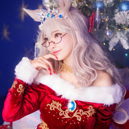 ビワハヤヒデ（サンタ服）／イトウ（X：@cosplay_110）／撮影：あいどろっぷす（X：@Eye_drops_cos）