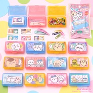 小物入れにも使える“ちいかわ”のケースが可愛い！うさぎやくりまんじゅうも登場のシールが付属で、手持ちのアイテムをちいかわ仕様に