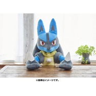 デカすぎる…！“等身大”のルカリオや、大きなポッチャマの