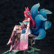 肩から胸元まで大胆な“あの”スキンが立体化!『LoL』アーリの花祭りスキンがフィギュアになって登場