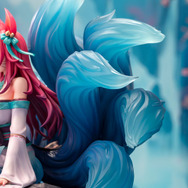 肩から胸元まで大胆な“あの”スキンが立体化!『LoL』アーリの花祭りスキンがフィギュアになって登場