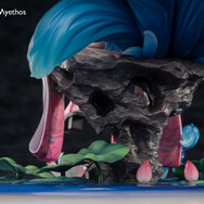 肩から胸元まで大胆な“あの”スキンが立体化!『LoL』アーリの花祭りスキンがフィギュアになって登場