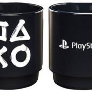 間違って握りそう…？「PlayStation」コントローラー型の時計やマグカップなどユニークなグッズがヴィレヴァンオンラインストアにて販売