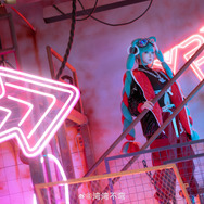 初音ミク／湾湾不弯（Weibo：湾湾不弯）