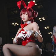 宝鐘マリン(バニーガール)「ホロライブ」/CHIHIRO(X:@chihiro_changTW)、撮影:山颪ヒア(X:@fotomachen)