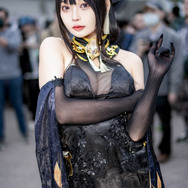 鎮海（たゆたう波間ver.）『アズールレーン』／Miyu小咪（Instagram：kotori_0214）