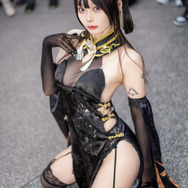 鎮海（たゆたう波間ver.）『アズールレーン』／Miyu小咪（Instagram：kotori_0214）