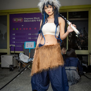 嘴平伊之助（女体化）「鬼滅の刃」／沫沫（Instagram：jj.ii.ee.1223）