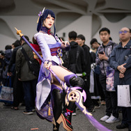 コスプレ】八頭身美女が魅せる『原神』雷電将軍の凛とした佇まい コスプレ】八頭身美女が魅せる『原神』雷電将軍の凛とした佇まい
