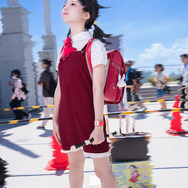 歌愛ユキ「強風オールバック」楽曲：ゆこぴ／桃田とろ（X：@toro_momomo）、撮影：マサ（X：@mojo37046127）