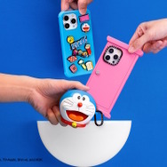 「ドラえもん」がCASETiFYとコラボ！どこでもドアのスマホケース、どらやき型ヘッドフォンケースなどを発売