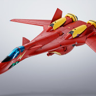 30周年を迎える「マクロス7」より、主人公・熱気バサラの駆る「VF-19改 ファイヤーバルキリー」が商品化決定！完全新規造形により三段変形を実現