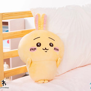 いつもと違う表情とポーズに違和感が……？ちいかわたちの中身が入れ替わっちゃったぬいぐるみがプライズ景品化