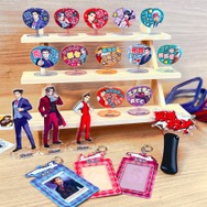 『逆転裁判』新グッズに「異議あり！」ペンライト…？推し活テーマのアクスタポーチやチェキ用ホルダーなどが豊富にラインナップ