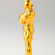 お値段56万円！「キン肉マン」ロビンマスクが純金フィギュアにー特製展示ケース＆ゆでたまご嶋田先生のサイン入り特製BOXはファン必見