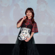 精霊の美しいコスプレを披露！異世界転生アニメのようなスマホ向けRPG『エバーソウル』発表会レポートーまさかのサプライズ“生歌”ライブも