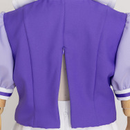 『ウマ娘』公式監修の「トレセン学園」夏制服がとってもリアル！蹄鉄型のクリップやブローチまで再現した本格仕様