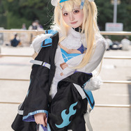 フワワ・アビスガード／みら（X：@tehslu_cos_xxx）