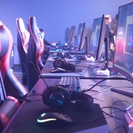 なぜ親子でeスポーツカフェを作ったのか？「e-sports place MAKUHARI ACE」代表＆店長インタビュー