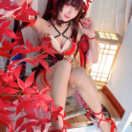 花火／箱ネコ（X：@hakonyanya）