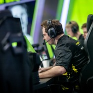 人気ストリーマー・SHAKAがウクライナ『VALORANT』チーム「NAVI」のウォッチパーティホストに就任…ANGE1応援団長が認められる